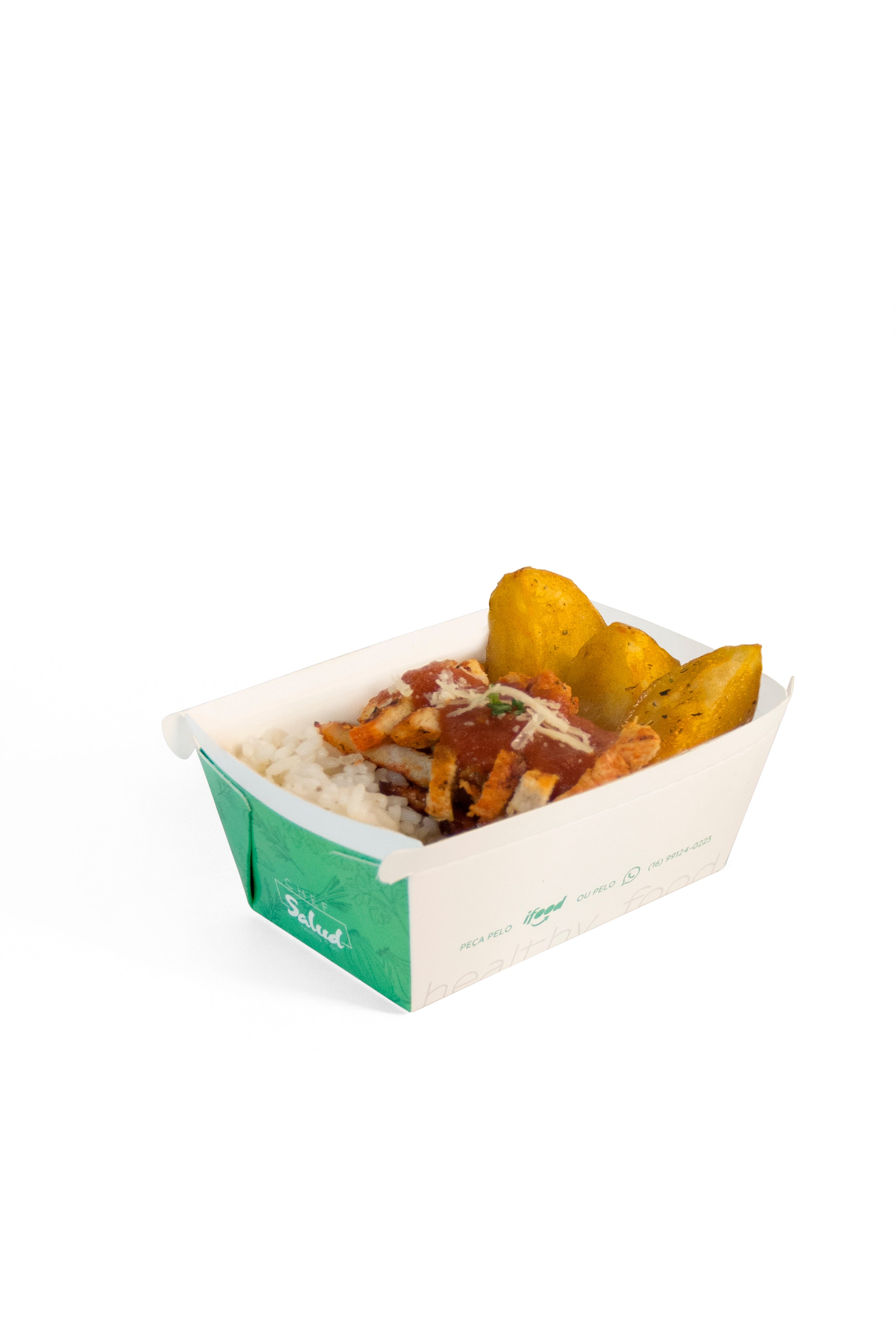 Frango picado ao molho sugo, arroz branco e batata inglesa rœstica